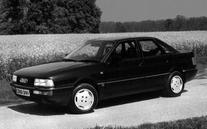 Audi 90 1987 года (UK)
